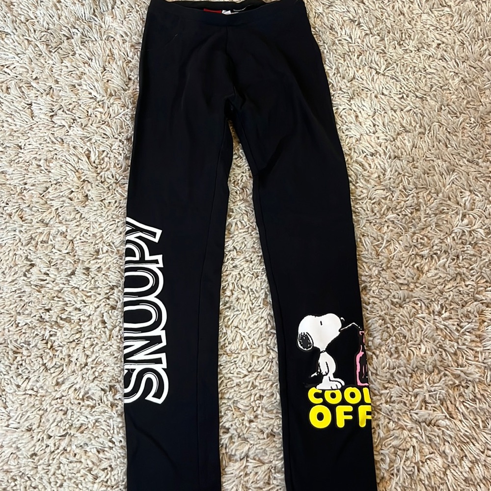 Zara Black snoopy leggings. Size 13-14
